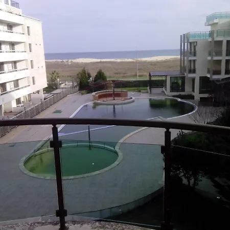 Apartment Primorsko * Primorsko